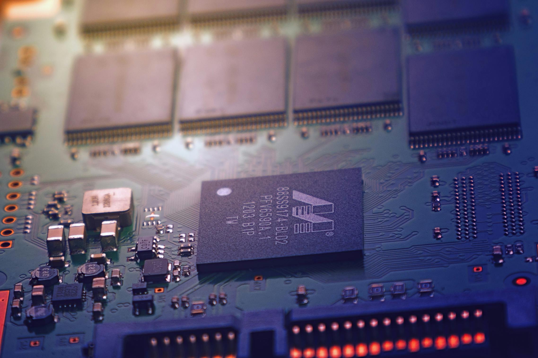 Introduction to Basic Electronic Components: Resistors, Capacitors, and Inductors